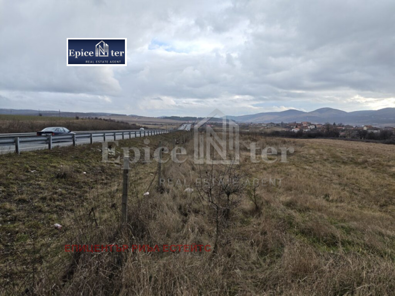 Продава ПАРЦЕЛ, гр. Перник, Църква, снимка 2 - Парцели - 53508808