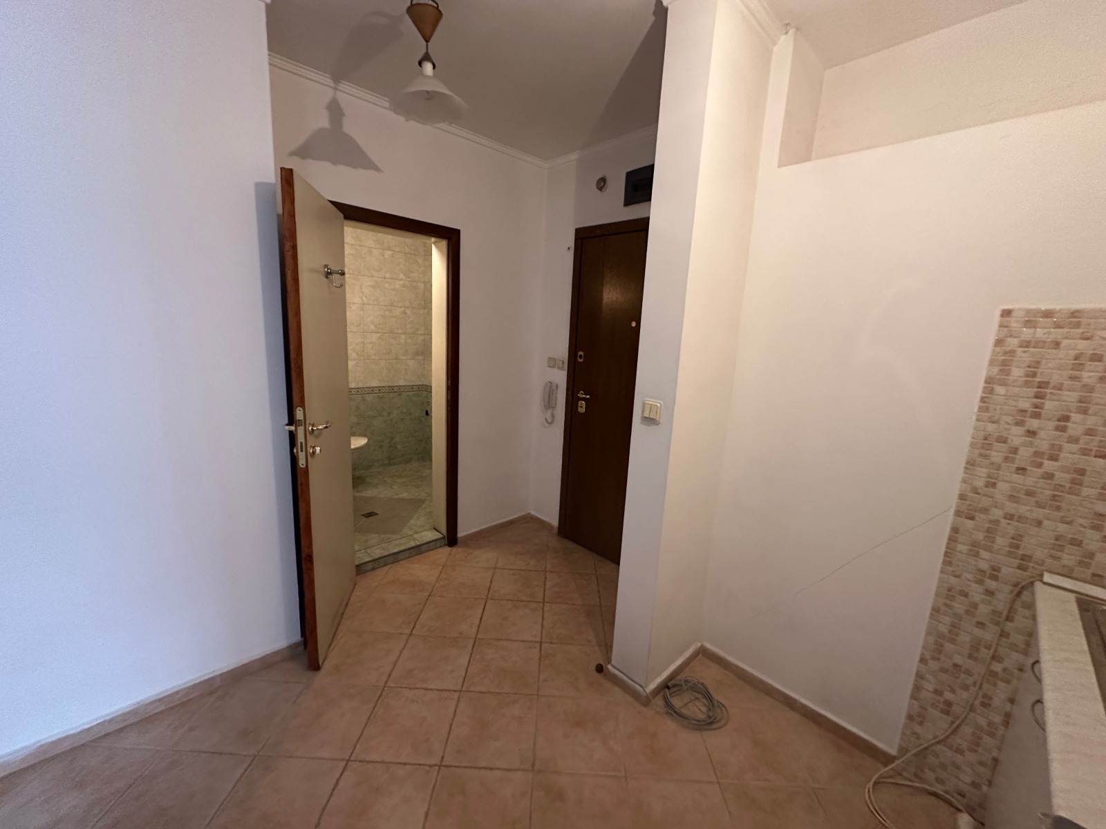 Продава 1-СТАЕН, гр. София, Белите брези, снимка 4 - Апартаменти - 53646520