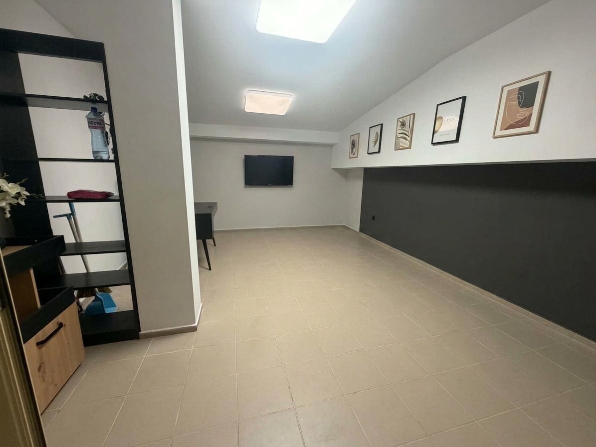 Продава ОФИС, гр. Варна, Център, снимка 2 - Офиси - 55465504