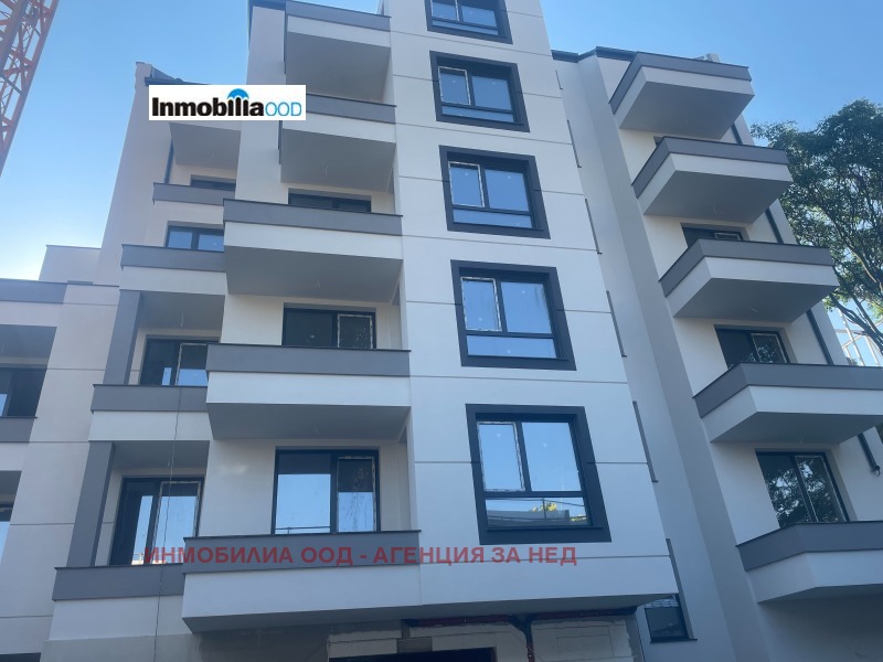 Продава  2-стаен град София , Център , 63 кв.м | 42387489