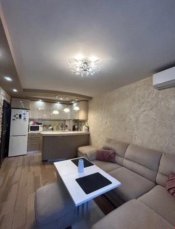 De vânzare  1 dormitor Plovdiv , Ciuciuc Parij , 60 mp | 16223663