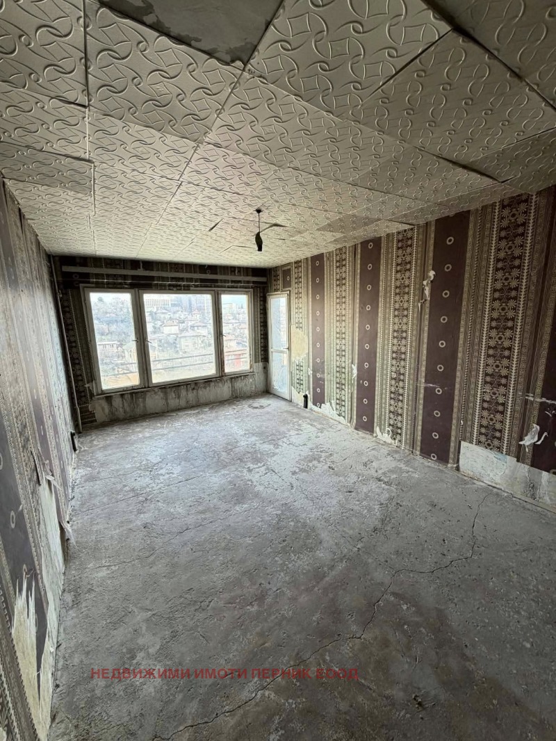 Продава 4-СТАЕН, гр. Радомир, област Перник, снимка 11 - Апартаменти - 53534417