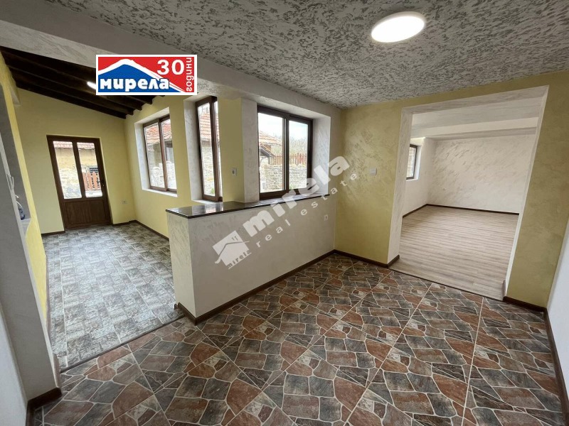 Til salg  Hus region Veliko Tarnovo , Novo selo , 1250 kvm | 98102198 - billede [8]