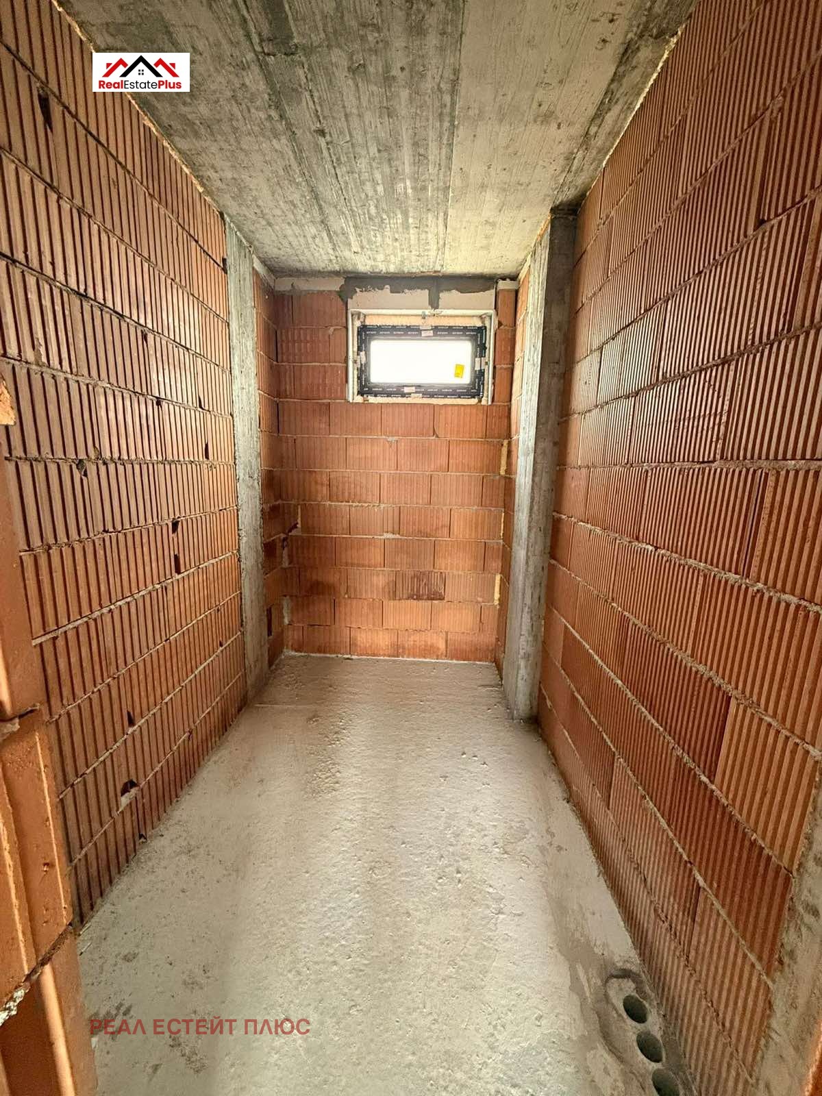 Продава КЪЩА, гр. Плевен, Широк център