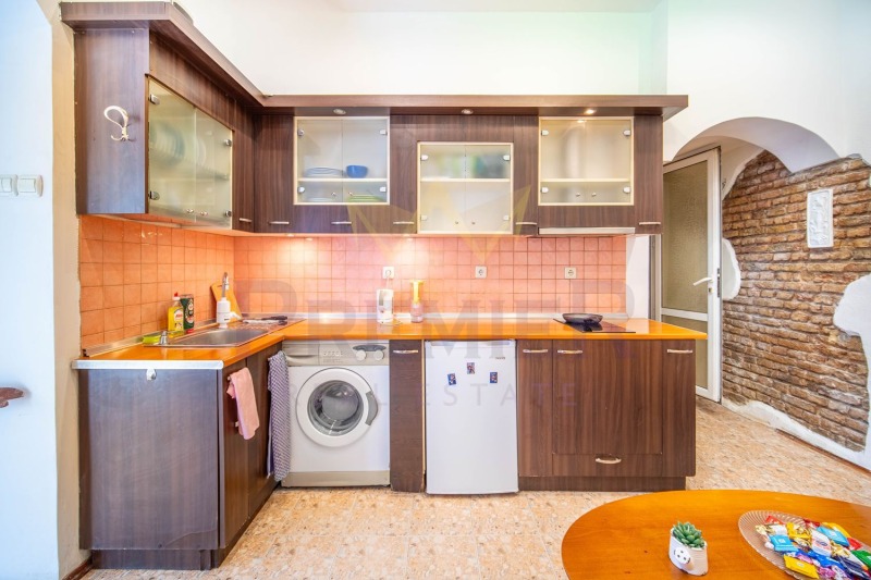 Продава 2-СТАЕН, гр. Варна, Център, снимка 4 - Апартаменти - 53492328