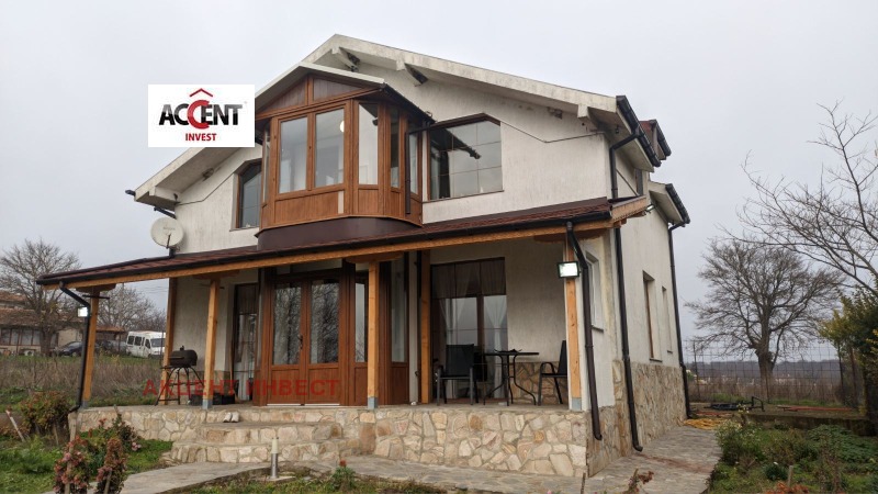 Продава КЪЩА, с. Климентово, област Варна, снимка 2 - Къщи - 52797950