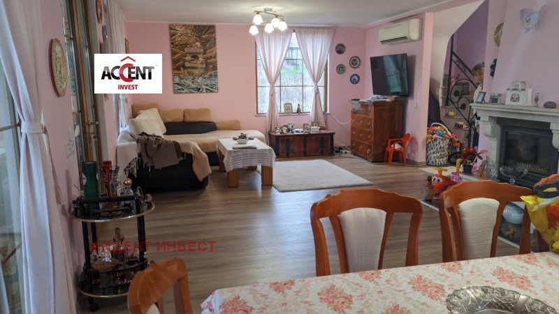 Продава КЪЩА, с. Климентово, област Варна, снимка 3 - Къщи - 52797950