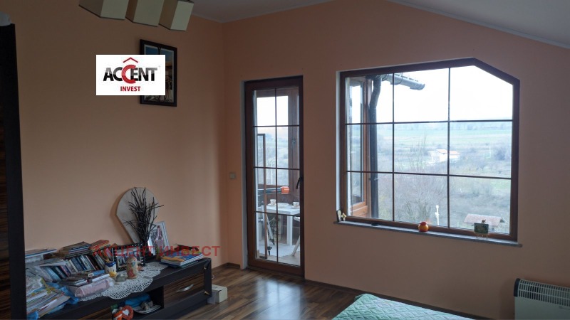 Продава КЪЩА, с. Климентово, област Варна, снимка 14 - Къщи - 52797950