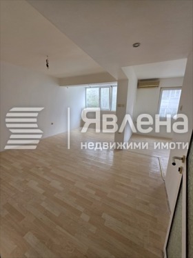 3 υπνοδωμάτια Ποβεδα, Βαρνα