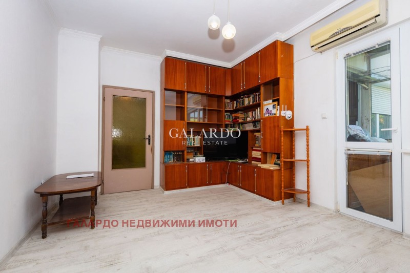 Продава  2-стаен град Пловдив , Кючук Париж , 60 кв.м | 78749960 - изображение [2]