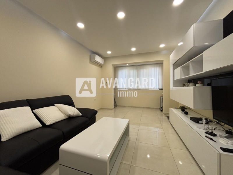 Till salu  2 sovrum Varna , Mladost 1 , 60 kvm | 92661599 - bild [2]