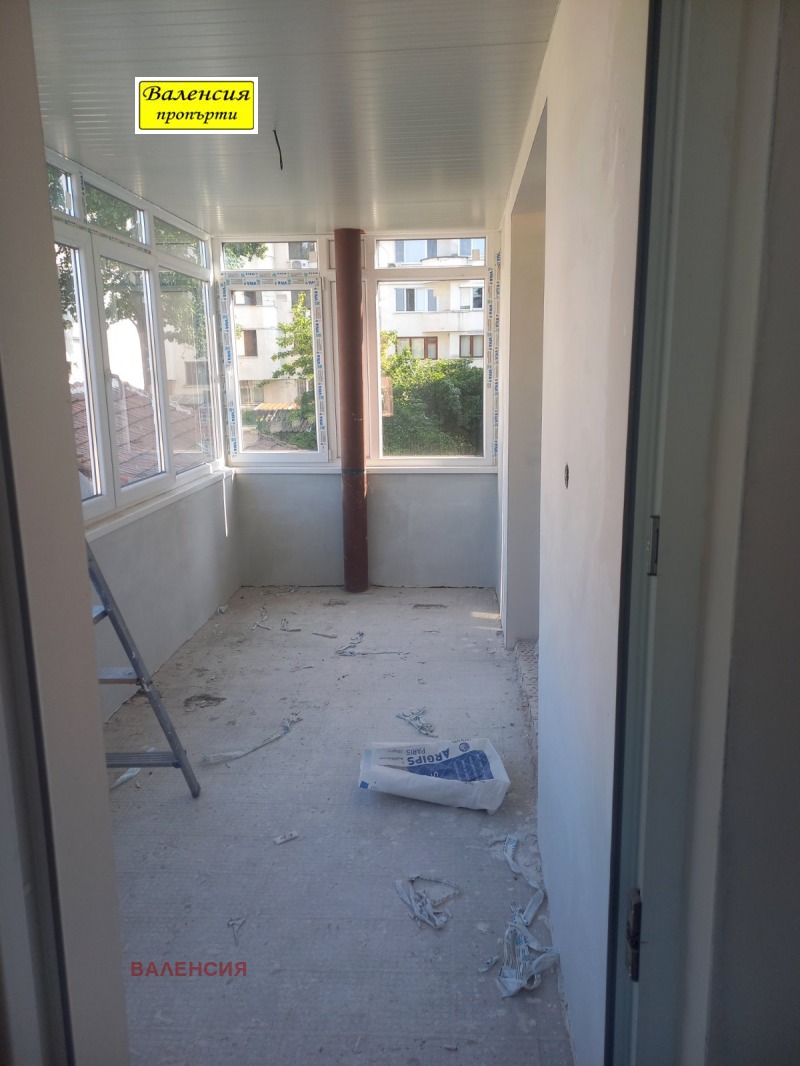 Продава  Етаж от къща град Враца , Център , 91 кв.м | 53688057 - изображение [4]