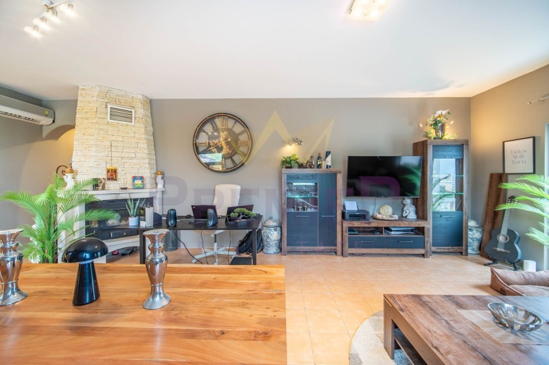 Продава КЪЩА, гр. Варна, Левски 1, снимка 3 - Къщи - 52772598