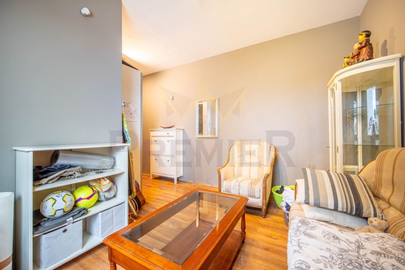 Продава КЪЩА, гр. Варна, Левски 1, снимка 6 - Къщи - 52772598