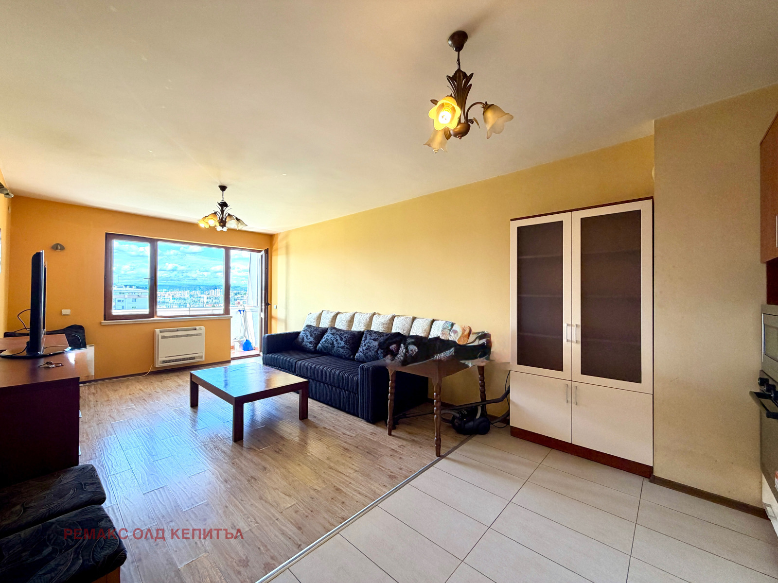Продава  2-стаен град Велико Търново , Център , 70 кв.м | 61233950