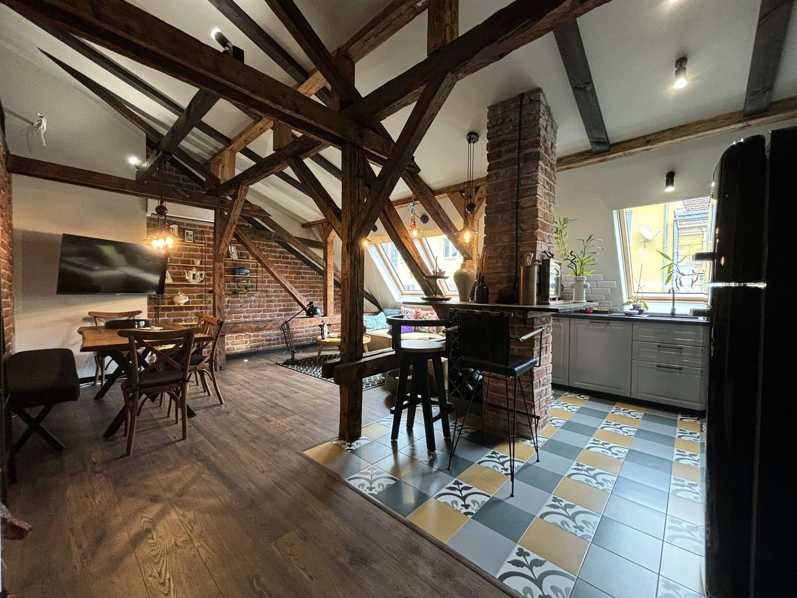 Продава 3-СТАЕН, гр. София, Център