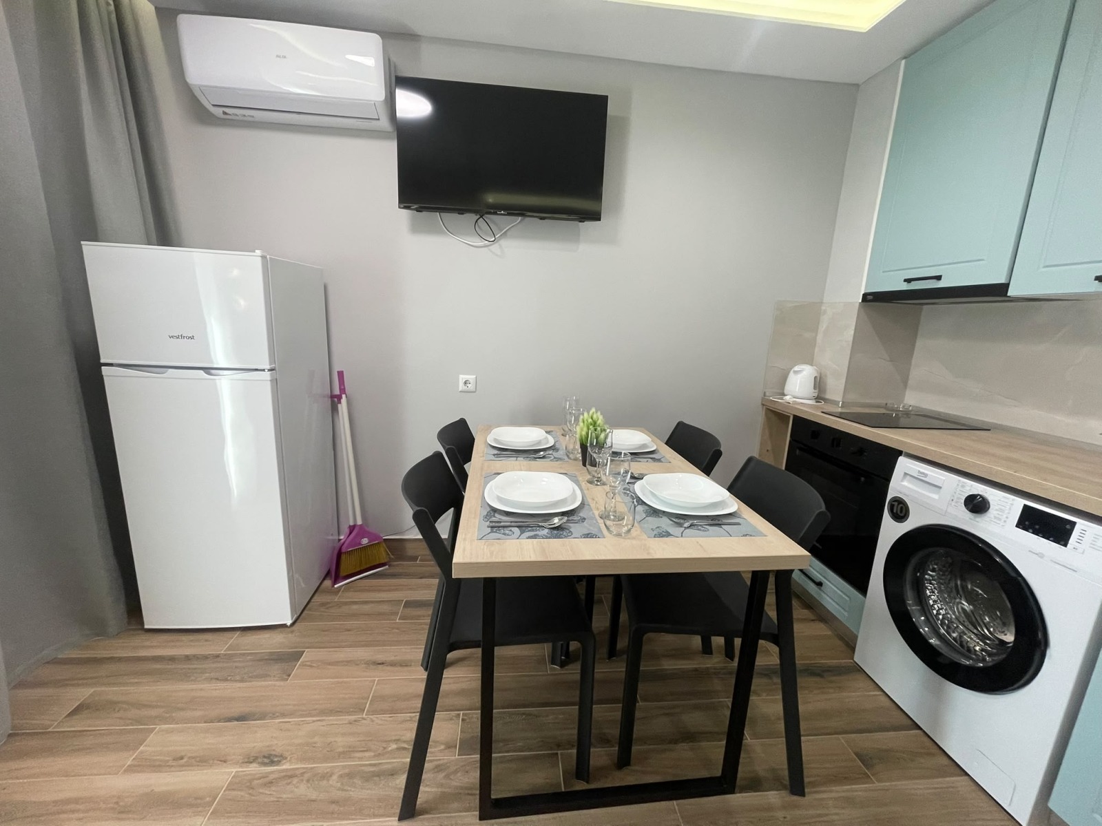 Продава 1-СТАЕН, гр. Ахтопол, област Бургас, снимка 11 - Апартаменти - 55716537