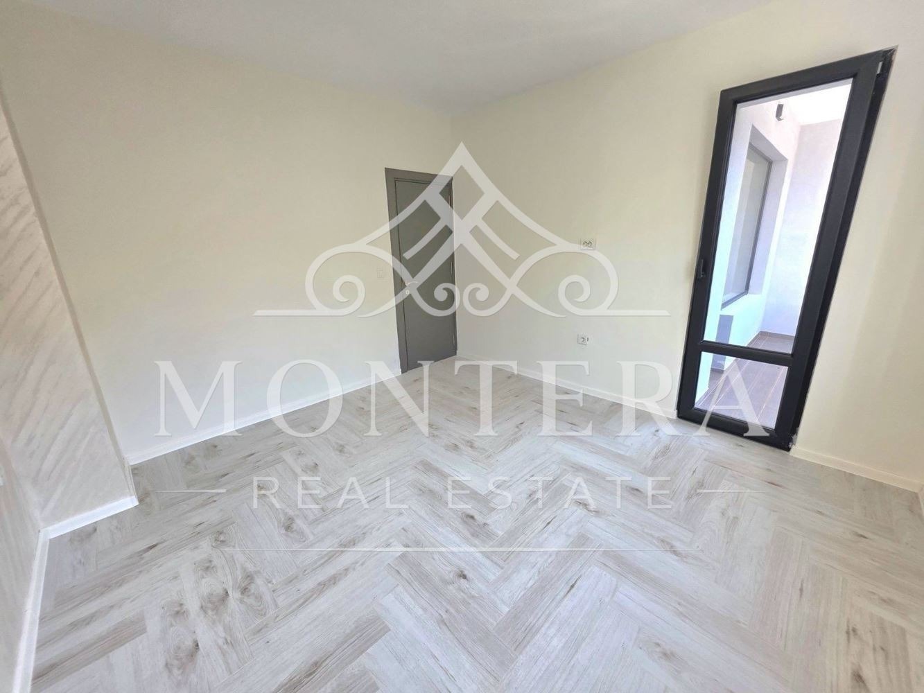 Продава 2-СТАЕН, гр. Варна, Лятно кино Тракия, снимка 6 - Апартаменти - 54262157