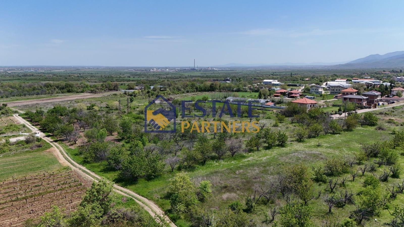 Продава ПАРЦЕЛ, с. Брестник, област Пловдив