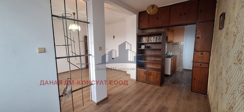 Продава 2-СТАЕН в град Шумен, Пазара - 63 кв.м / 110 000 € » 215 141.30 лв., ДАНАЯ ДМ-КОНСУЛТ ЕООД