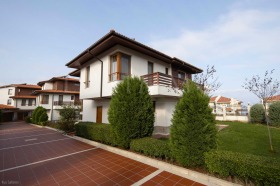 Casa Lozenets, región Burgas