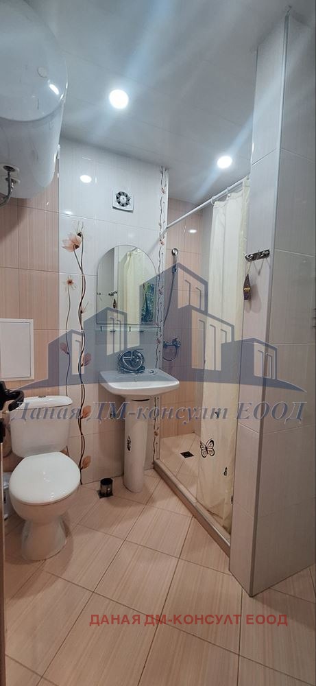 Продава 2-СТАЕН, гр. Шумен, Пазара, снимка 3 - Апартаменти - 52563000