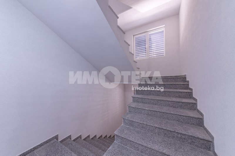 Eladó  2 hálószobás Varna , Centar , 126 négyzetméter | 73160971 - kép [14]