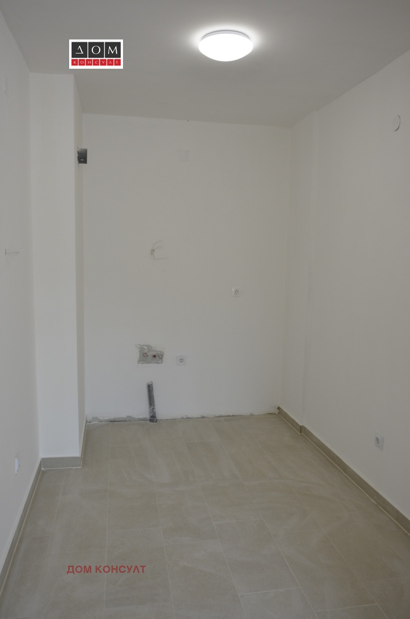 De vânzare  3 dormitoare Sofia , Crâstova vada , 138 mp | 28276883 - imagine [4]