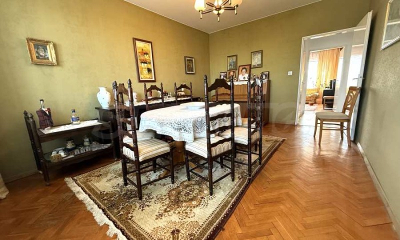 Продава 4-СТАЕН, град София, Надежда 1 • 340000 € / 664982.20 лв. • 99637184 1