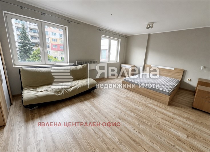 Продава 4-СТАЕН, гр. София, Павлово, снимка 2 - Апартаменти - 56264249