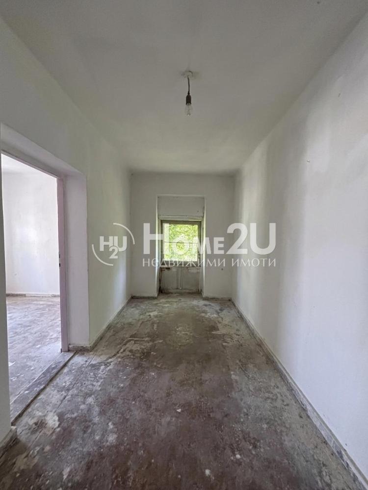 Продава КЪЩА, с. Скутаре, област Пловдив, снимка 7 - Къщи - 54757346