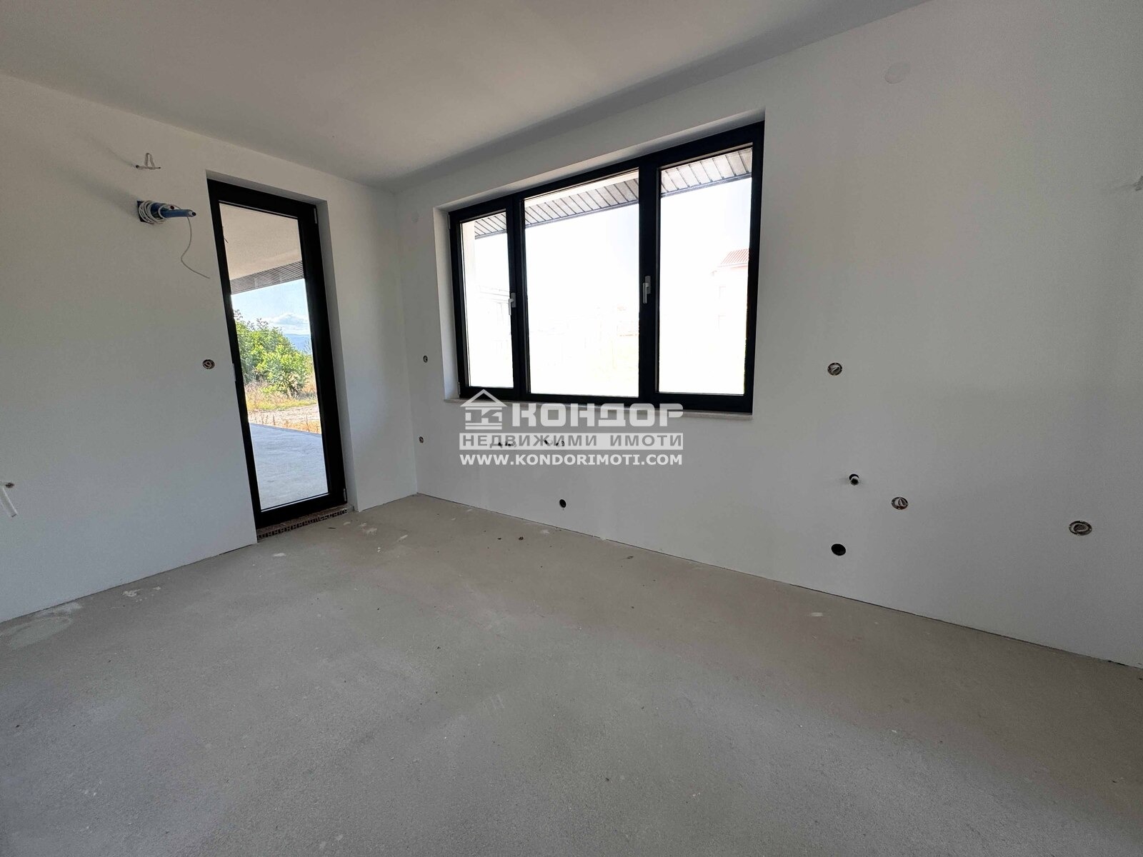 Продава КЪЩА, гр. Пловдив, Остромила, снимка 2 - Къщи - 46656396