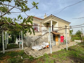 Продажба на имоти в с. Трояново, област Бургас - изображение 2 