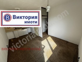 Продажба на имоти в гр. Лясковец, област Велико Търново - изображение 9 