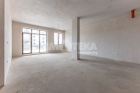 Продава  Многостаен, град Варна