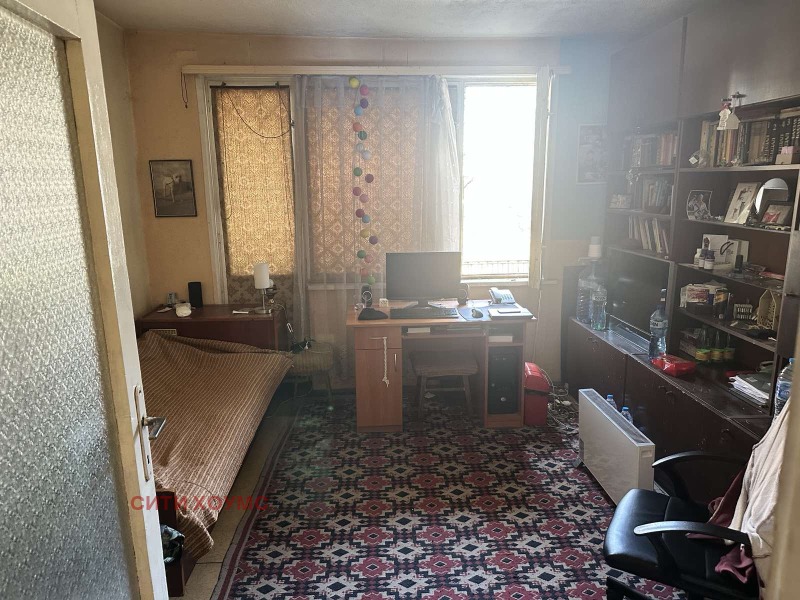 Продава 3-СТАЕН, гр. Кърджали, Център, снимка 5 - Апартаменти - 52578329