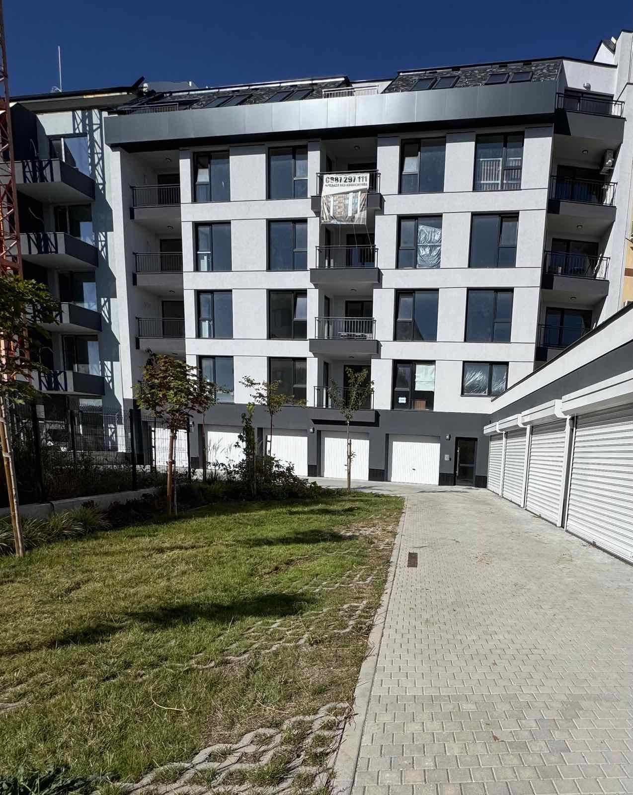 Продава 2-СТАЕН, гр. София, Левски В
