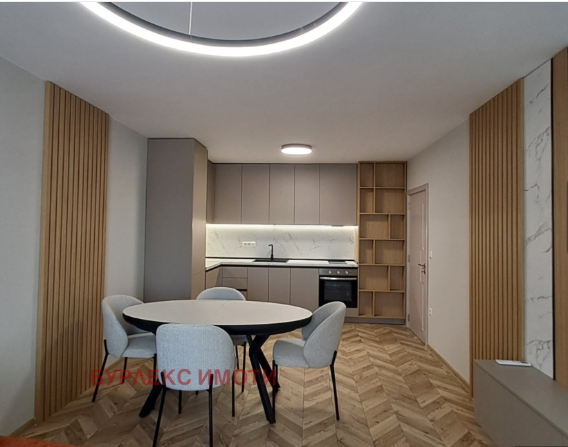 Продава 2-СТАЕН, гр. Варна, Централна поща, снимка 2 - Апартаменти - 55657090