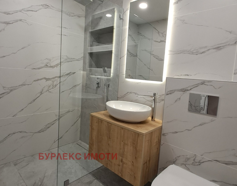 Продава 2-СТАЕН, гр. Варна, Централна поща, снимка 6 - Апартаменти - 55657090
