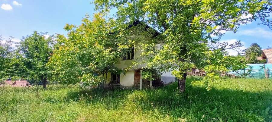 Продава КЪЩА, гр. Априлци, област Ловеч, снимка 2 - Къщи - 53949658