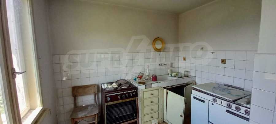 Продава КЪЩА, гр. Априлци, област Ловеч, снимка 11 - Къщи - 53949658