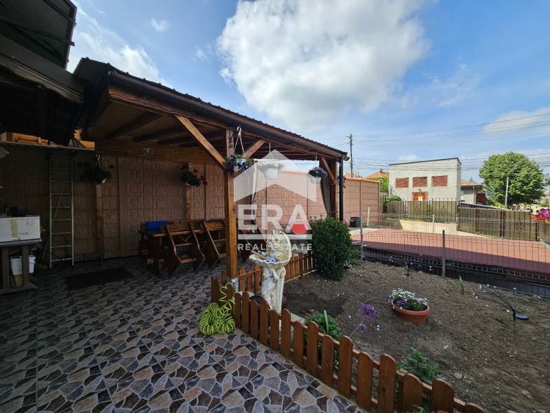 Na prodej  Dům Ruse , Družba 2 , 176 m2 | 62095344 - obraz [2]
