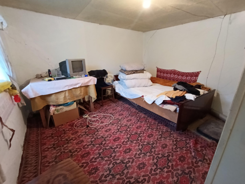 Продава КЪЩА, с. Агатово, област Габрово, снимка 2 - Къщи - 52719934