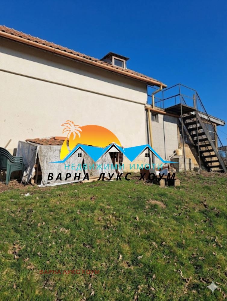 Продава КЪЩА, гр. Варна, м-т Боровец - север, снимка 2 - Къщи - 53825031