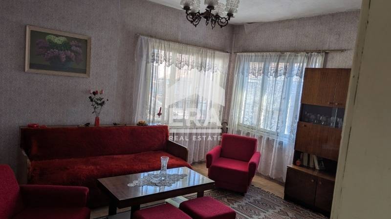Продава КЪЩА, гр. Хасково, Овчарски, снимка 8 - Къщи - 54119323
