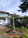 Продава КЪЩА, с. Добрево, област Добрич, снимка 9