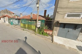 σπίτι Δρυζβα 2, Ρυσε