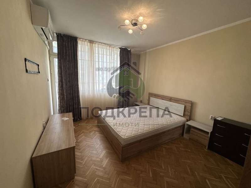 For Sale  2 bedroom Plovdiv , Kamenitsa 2 , 95 sq.m | 27549363 - image [2]