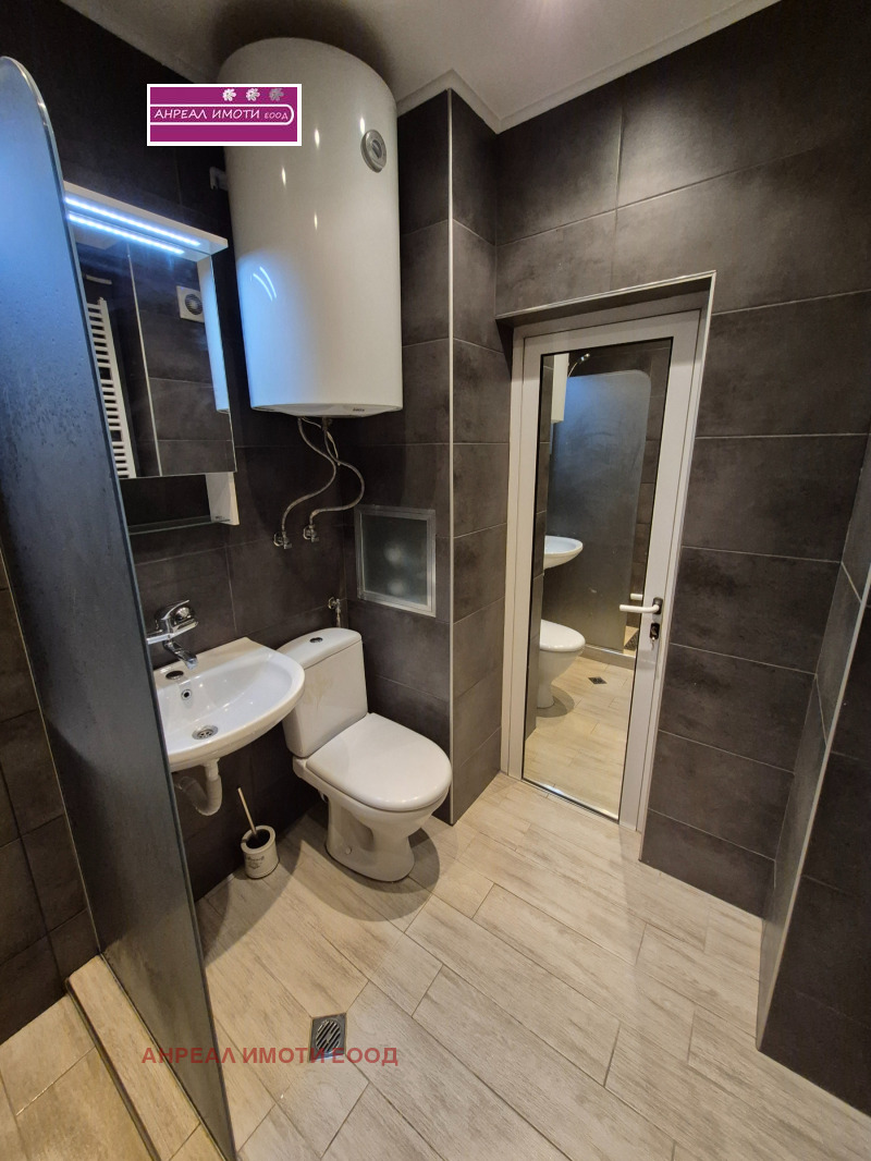En venta  2 dormitorios Sofia , Mladost 1 , 90 metros cuadrados | 36565514 - imagen [11]