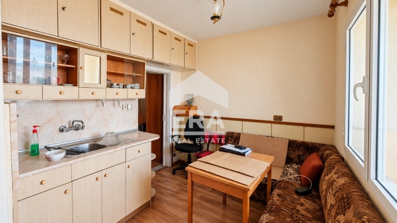 Продава 4-СТАЕН, гр. Търговище, Боровец, снимка 10 - Апартаменти - 56480427